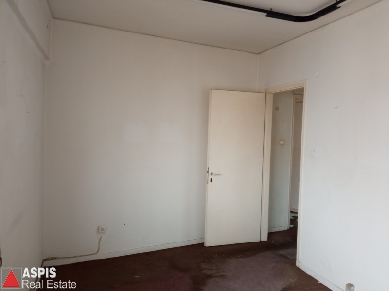 (For Sale) Commercial Office || Piraias/Piraeus - 33 Sq.m, 32.000€