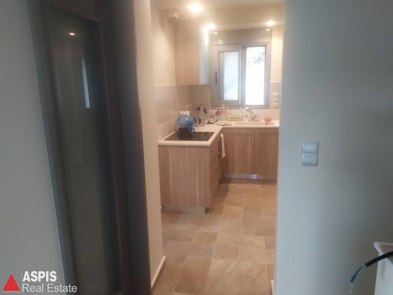 (For Sale) Residential Maisonette || Piraias/Nikaia - 266 Sq.m, 3 Bedrooms, 480.000€ Photo 