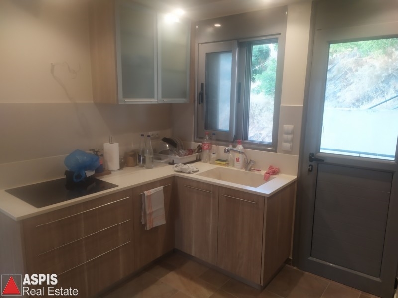(For Sale) Residential Maisonette || Piraias/Nikaia - 266 Sq.m, 3 Bedrooms, 480.000€ Photo 