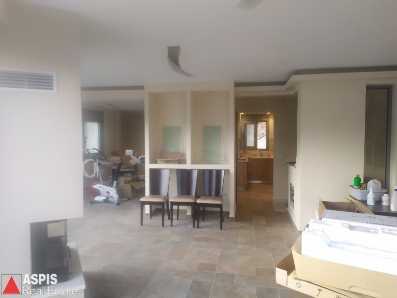 (For Sale) Residential Maisonette || Piraias/Nikaia - 266 Sq.m, 3 Bedrooms, 480.000€ Photo 