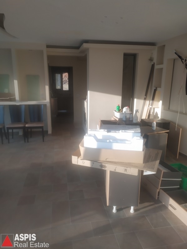 (For Sale) Residential Maisonette || Piraias/Nikaia - 266 Sq.m, 3 Bedrooms, 480.000€ Photo 