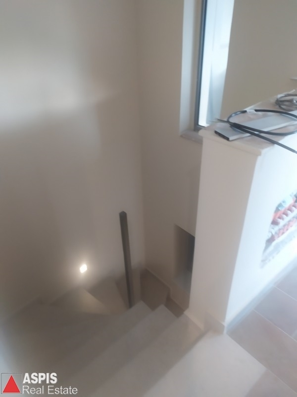 (For Sale) Residential Maisonette || Piraias/Nikaia - 266 Sq.m, 3 Bedrooms, 480.000€ Photo 