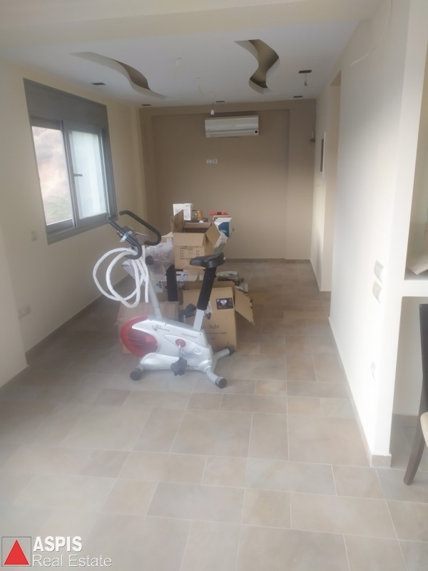 (For Sale) Residential Maisonette || Piraias/Nikaia - 266 Sq.m, 3 Bedrooms, 480.000€ Photo 