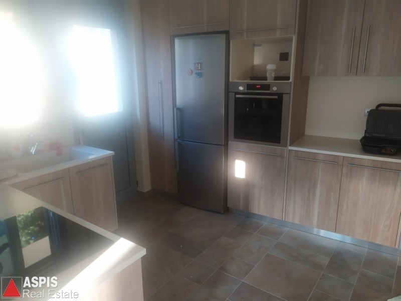 (For Sale) Residential Maisonette || Piraias/Nikaia - 266 Sq.m, 3 Bedrooms, 480.000€ Photo 