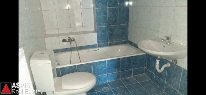 (For Sale) Residential Apartment || Piraias/Agios Ioannis Renti - 127 Sq.m, 3 Bedrooms, 220.000€ Photo 