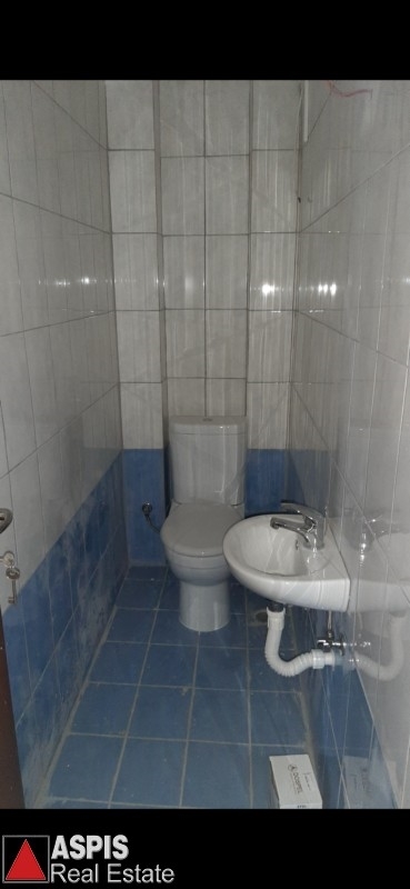 (For Sale) Residential Apartment || Piraias/Agios Ioannis Renti - 127 Sq.m, 3 Bedrooms, 220.000€ Photo 