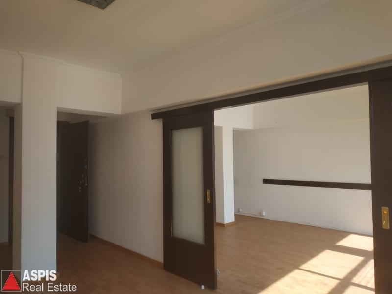 (For Sale) Commercial Office || Piraias/Piraeus - 40 Sq.m, 65.000€