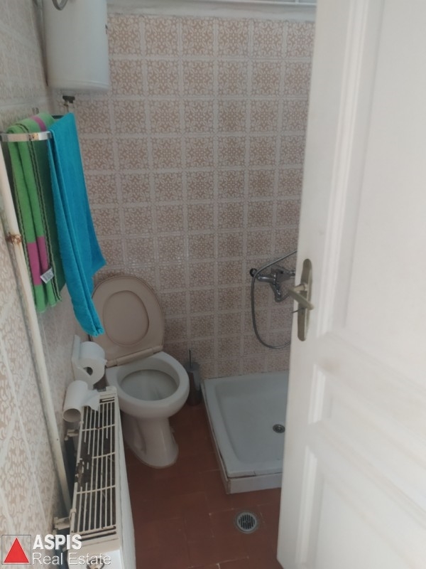(For Sale) Residential Detached house || Piraias/Piraeus - 200 Sq.m, 4 Bedrooms, 300.000€ Photo 
