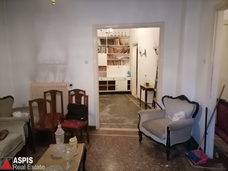 (Προς Πώληση) Κατοικία Μονοκατοικία || Πειραιάς/Νίκαια - 120 τ.μ, 2 Υ/Δ, 160.000€