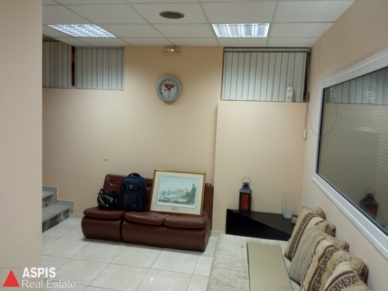 (For Sale) Commercial Office || Piraias/Nikaia - 120 Sq.m, 80.000€