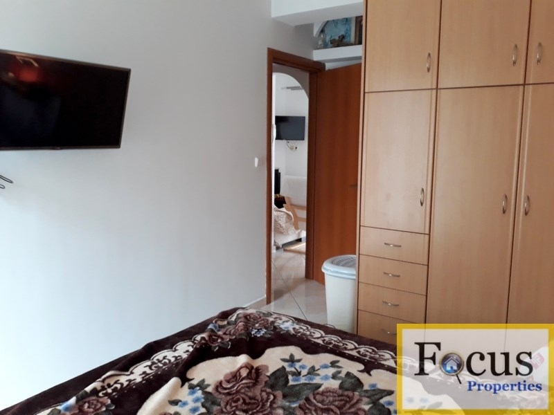 (For Sale) Residential Floor Apartment || Piraias/Keratsini - 70 Sq.m, 2 Bedrooms, 165.000€ Photo 