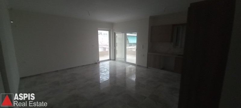 (For Sale) Residential Floor Apartment || Piraias/Piraeus - 90 Sq.m, 3 Bedrooms, 240.000€