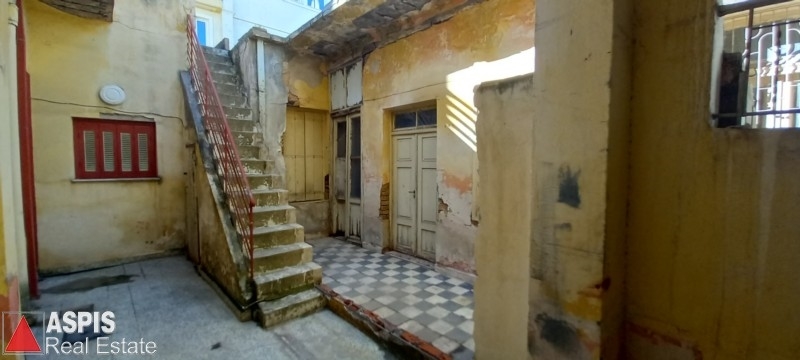 (Προς Πώληση) Κατοικία Συγκρότημα κατοικιών || Πειραιάς/Πειραιάς - 145 τ.μ, 2 Υ/Δ, 76.000€ Φωτογραφία 