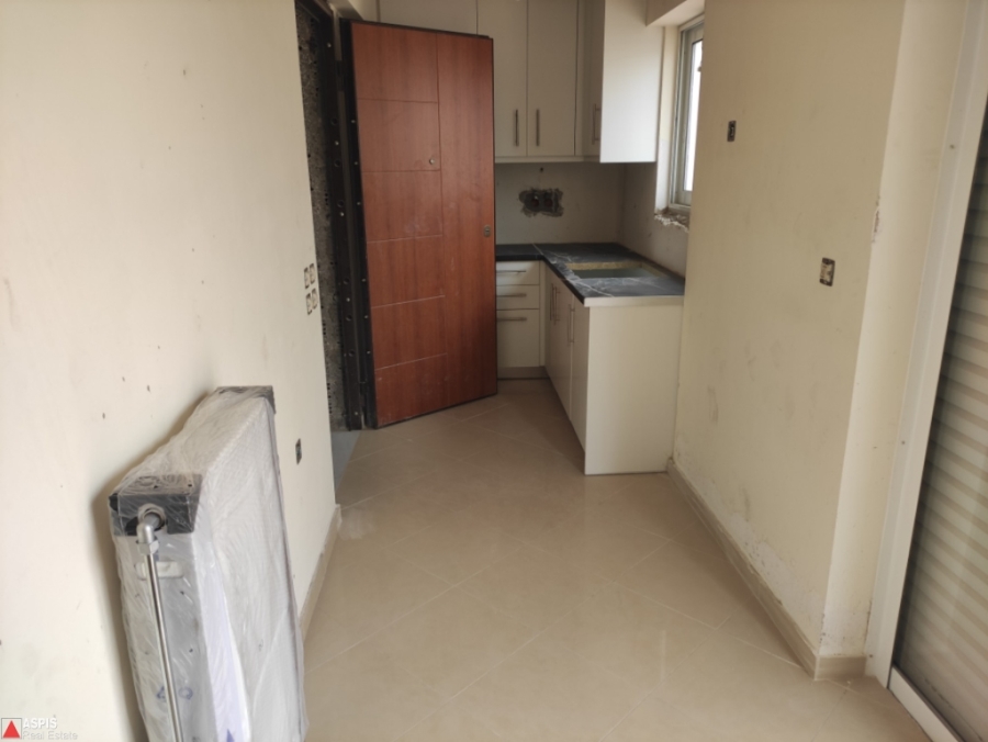 (For Sale) Residential Building || Piraias/Piraeus - 373 Sq.m, 7 Bedrooms, 750.000€ Photo 