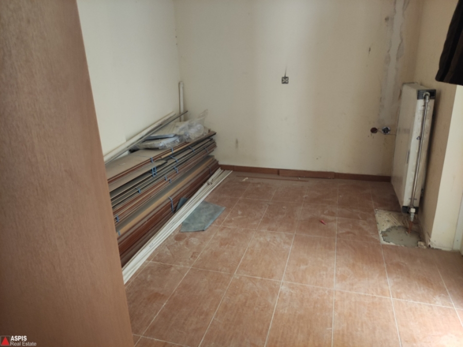 (For Sale) Residential Building || Piraias/Piraeus - 373 Sq.m, 7 Bedrooms, 750.000€ Photo 