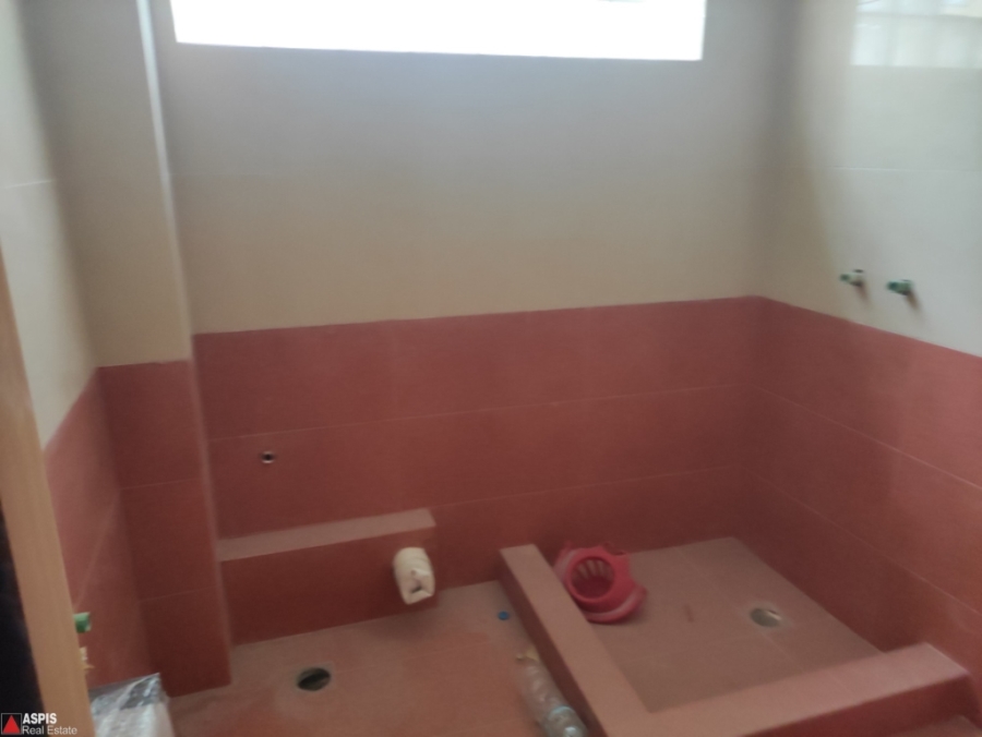(For Sale) Residential Building || Piraias/Piraeus - 373 Sq.m, 7 Bedrooms, 750.000€ Photo 