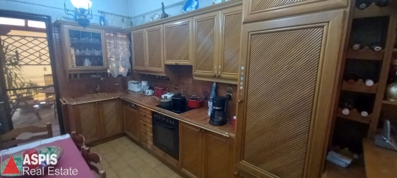 (Προς Πώληση) Κατοικία Οροφοδιαμέρισμα || Πειραιάς/Πειραιάς - 81 τ.μ, 2 Υ/Δ, 170.000€ Φωτογραφία 