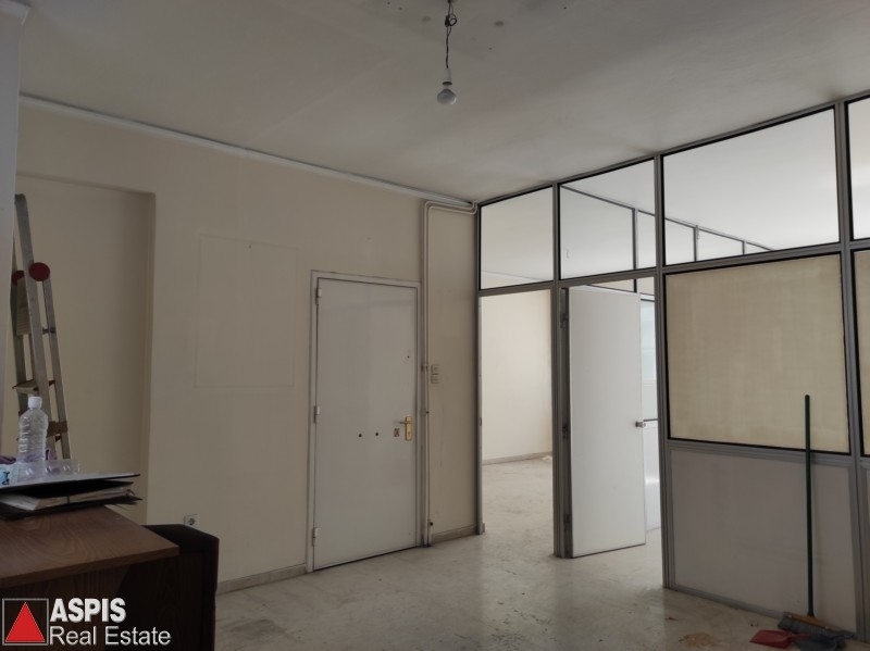 (For Rent) Commercial Office || Piraias/Piraeus - 78 Sq.m, 550€