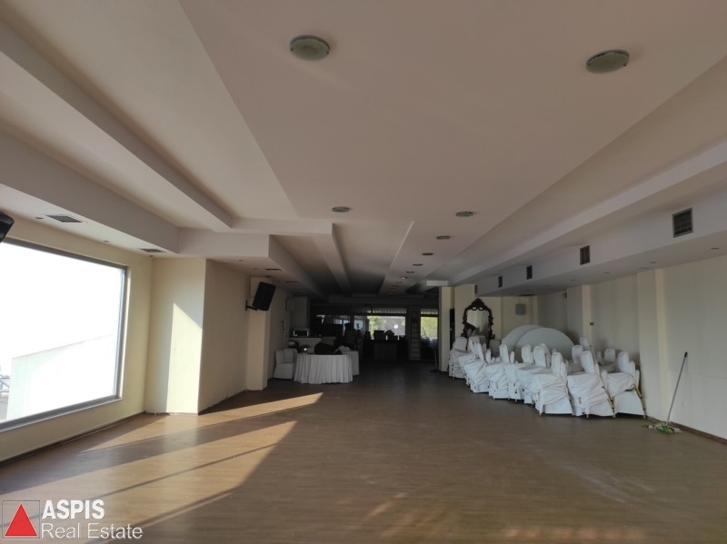 (For Rent) Commercial Retail Shop || Piraias/Piraeus - 260 Sq.m, 2.000€