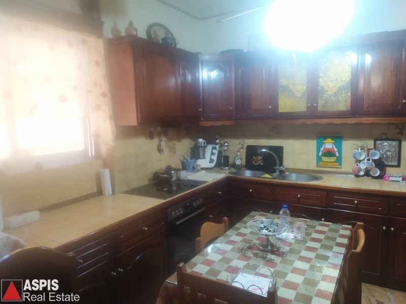 (For Sale) Residential Floor Apartment || Piraias/Keratsini - 132 Sq.m, 3 Bedrooms, 176.000€ Photo 