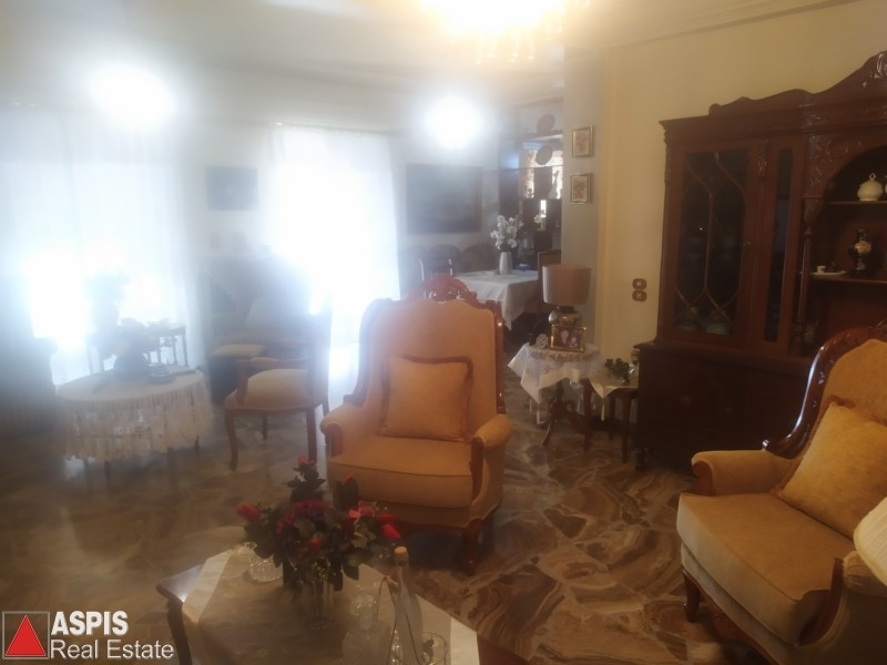 (For Sale) Residential Floor Apartment || Piraias/Keratsini - 132 Sq.m, 3 Bedrooms, 176.000€ Photo 