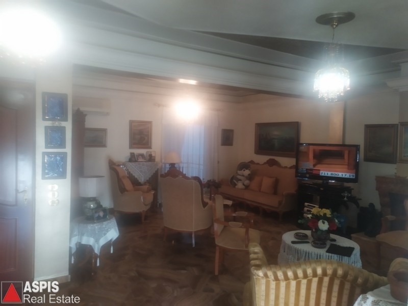 (For Sale) Residential Floor Apartment || Piraias/Keratsini - 132 Sq.m, 3 Bedrooms, 176.000€ Photo 