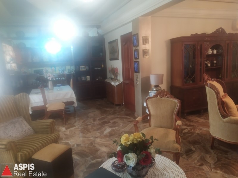 (For Sale) Residential Floor Apartment || Piraias/Keratsini - 132 Sq.m, 3 Bedrooms, 176.000€ Photo 