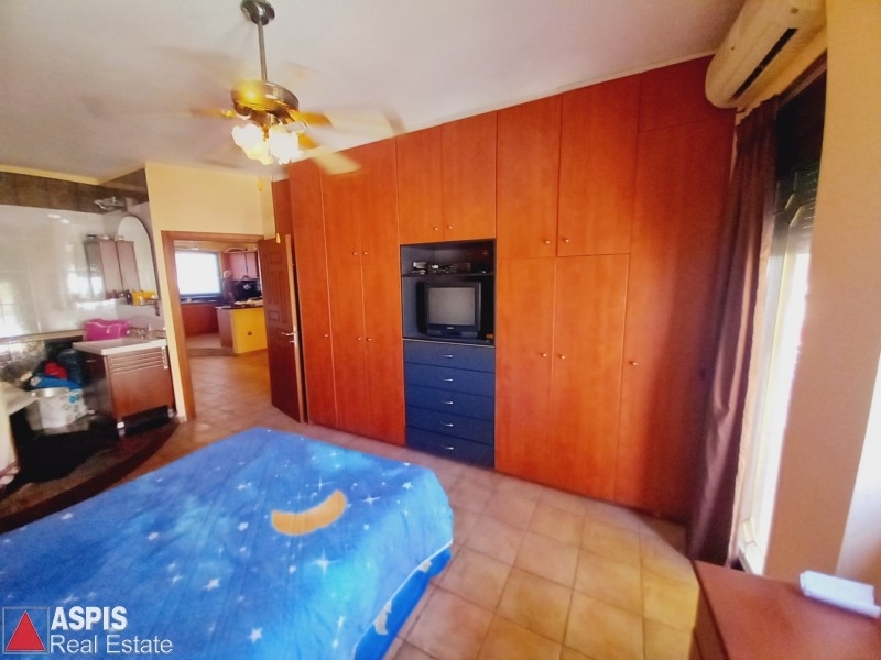 (For Sale) Residential Floor Apartment || Piraias/Piraeus - 74 Sq.m, 1 Bedrooms, 130.000€ Photo 