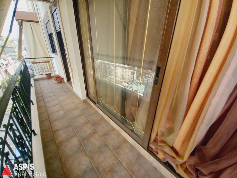 (For Sale) Residential Floor Apartment || Piraias/Piraeus - 74 Sq.m, 1 Bedrooms, 130.000€ Photo 