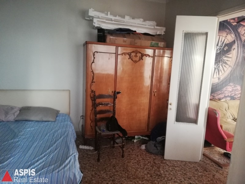 (Προς Πώληση) Κατοικία Μονοκατοικία || Πειραιάς/Νίκαια - 53 τ.μ, 2 Υ/Δ, 70.000€ Φωτογραφία 