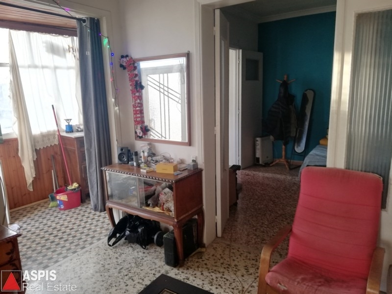 (Προς Πώληση) Κατοικία Μονοκατοικία || Πειραιάς/Νίκαια - 53 τ.μ, 2 Υ/Δ, 70.000€ Φωτογραφία 