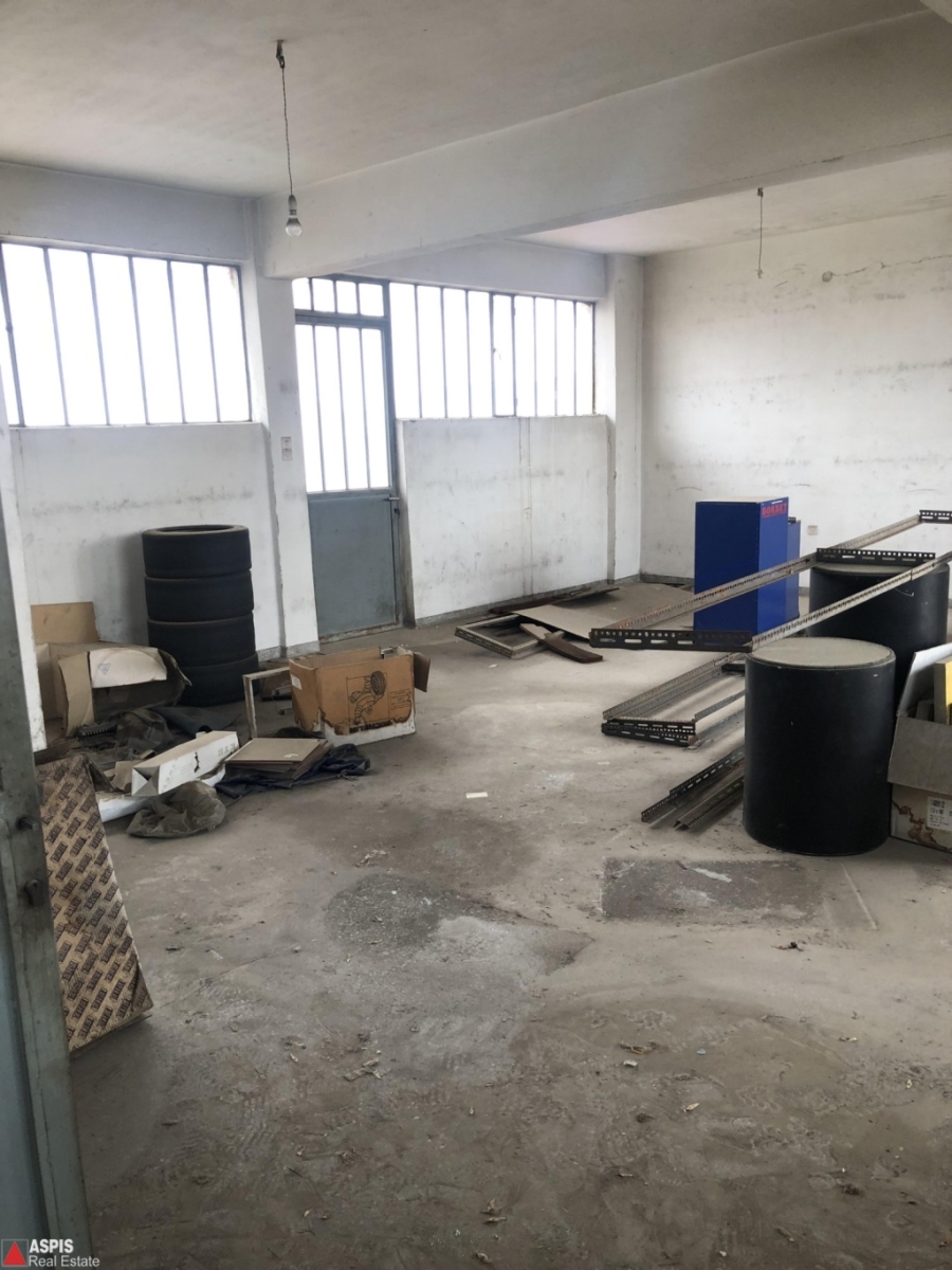 (Προς Πώληση) Επαγγελματικός Χώρος Αποθήκη || Πειραιάς/Πειραιάς - 100 τ.μ, 70.000€