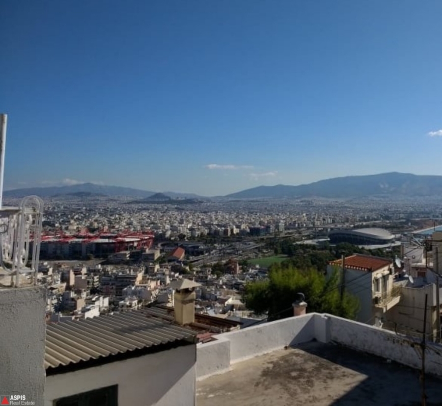 (For Sale) Residential Detached house || Piraias/Piraeus - 262 Sq.m, 350.000€
