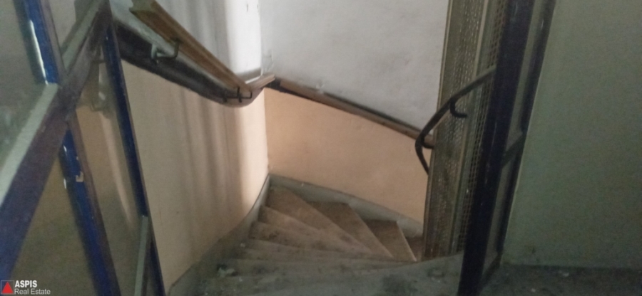 (Προς Ενοικίαση) Επαγγελματικός Χώρος Κτίριο || Πειραιάς/Πειραιάς - 1.200 τ.μ, 14.000€ Φωτογραφία 