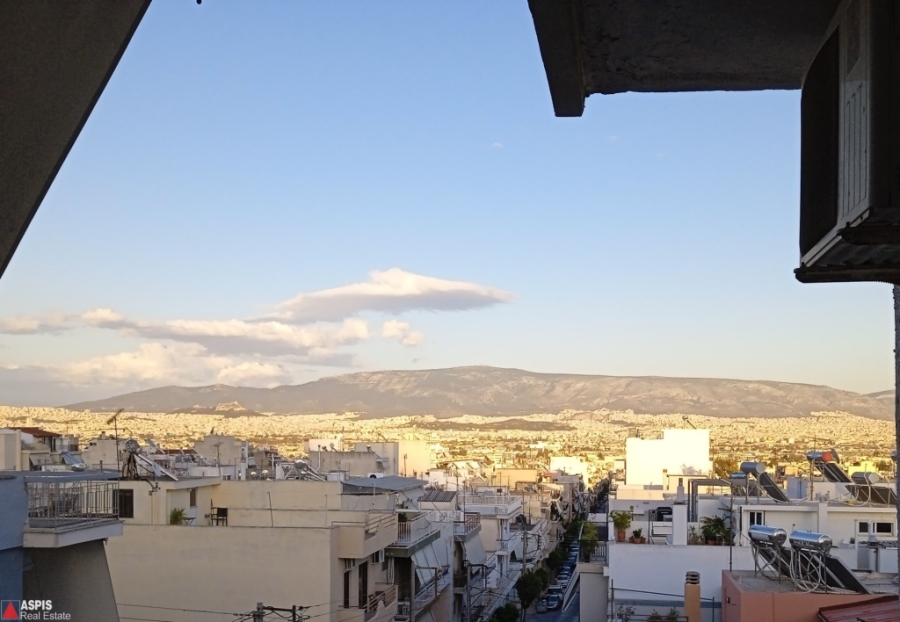 (For Sale) Residential Floor Apartment || Piraias/Korydallos - 97 Sq.m, 2 Bedrooms, 180.000€