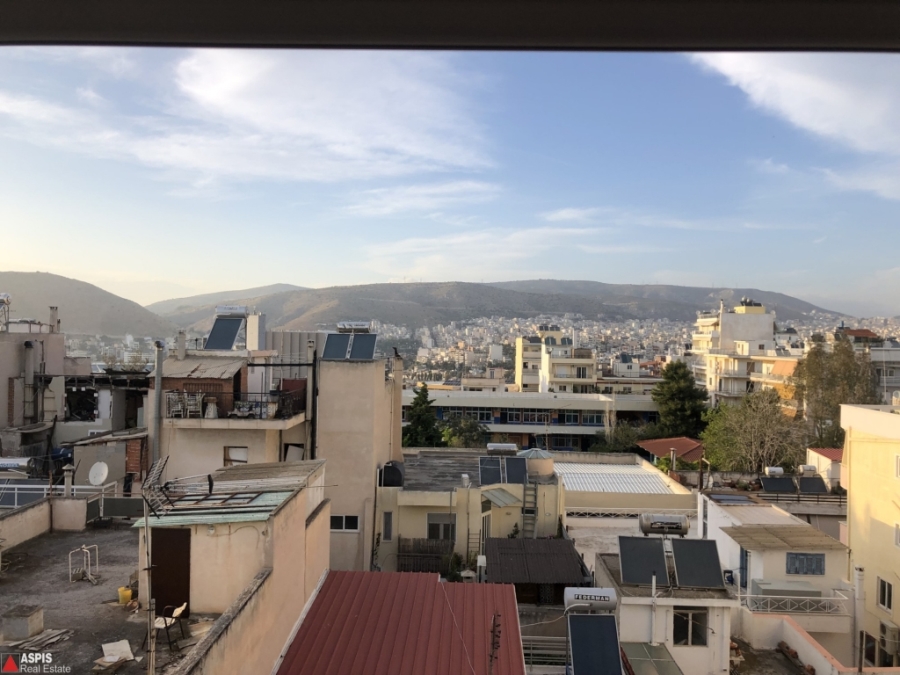 (Προς Πώληση) Κατοικία Μεζονέτα || Πειραιάς/Κερατσίνι - 158 τ.μ, 3 Υ/Δ, 290.000€