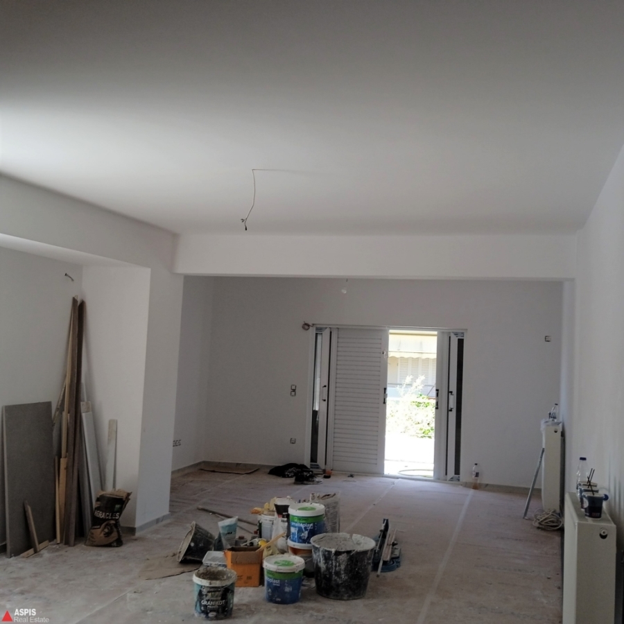 (For Sale) Residential Floor Apartment || Piraias/Nikaia - 104 Sq.m, 2 Bedrooms, 220.000€
