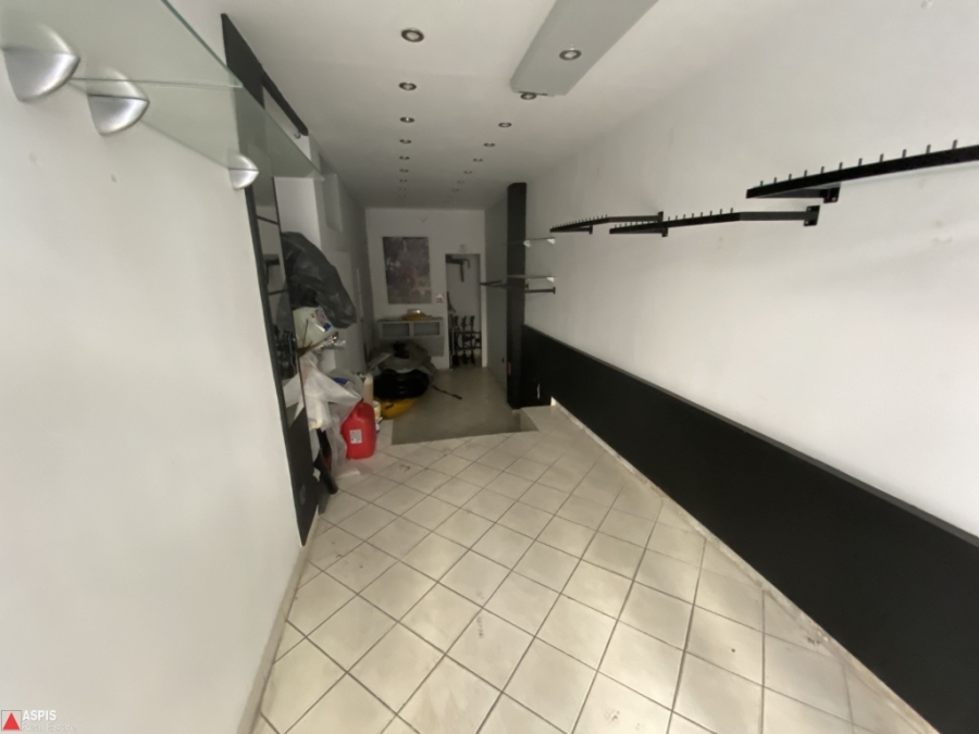 (For Rent) Commercial Retail Shop || Piraias/Piraeus - 30 Sq.m, 400€
