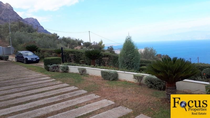 (Προς Πώληση) Κατοικία Μονοκατοικία || Ν. Αχαϊας/Διακοπτό - 284 τ.μ, 3 Υ/Δ, 550.000€ Φωτογραφία 
