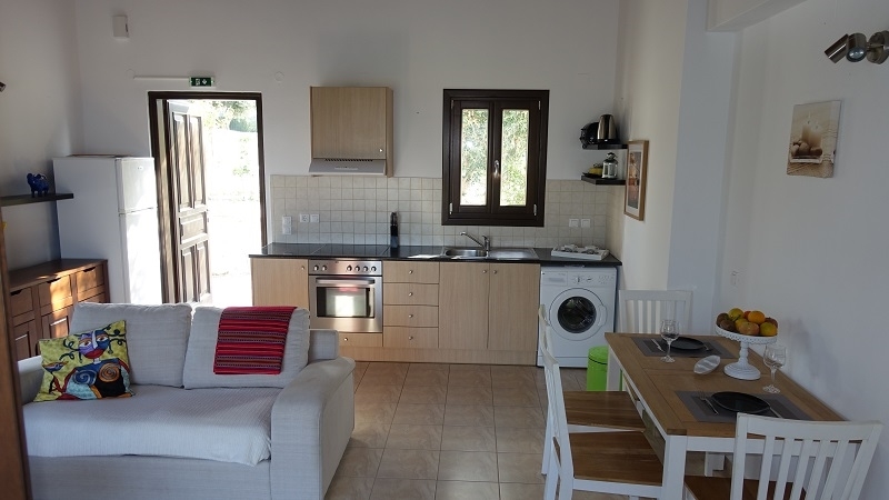 House in Mesi - Image 3