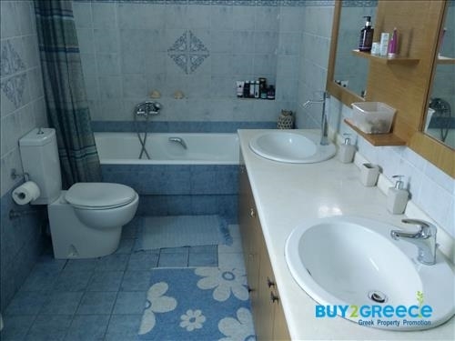 (For Sale) Residential Maisonette || Achaia/Patra - 300 Sq.m, 3 Bedrooms, 415.000€ ||| ID :1266547-11