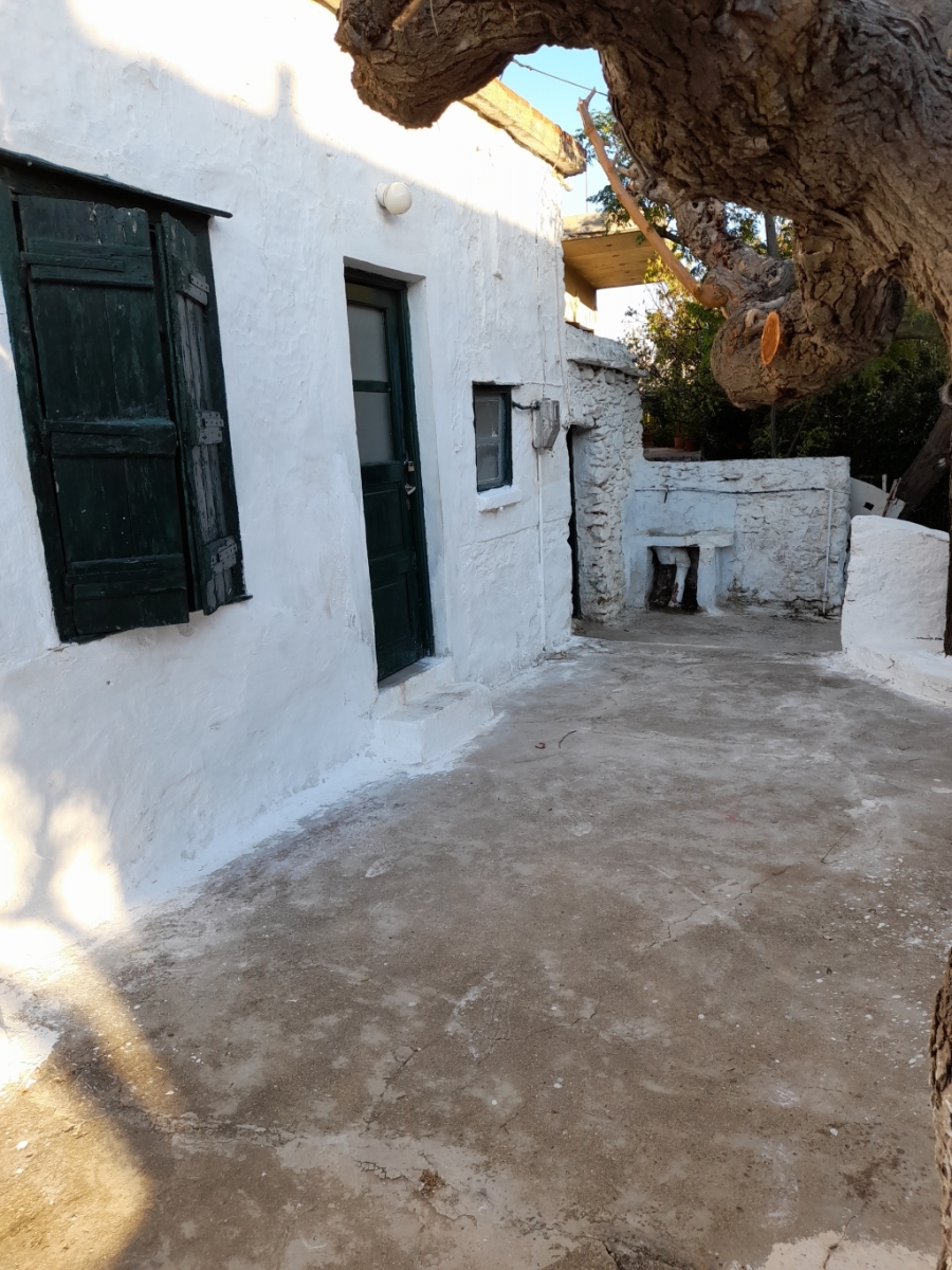 (For Sale) Residential Detached house || Evoia/Karystos - 60 Sq.m, 80.000€ ||| ID :1565034-7