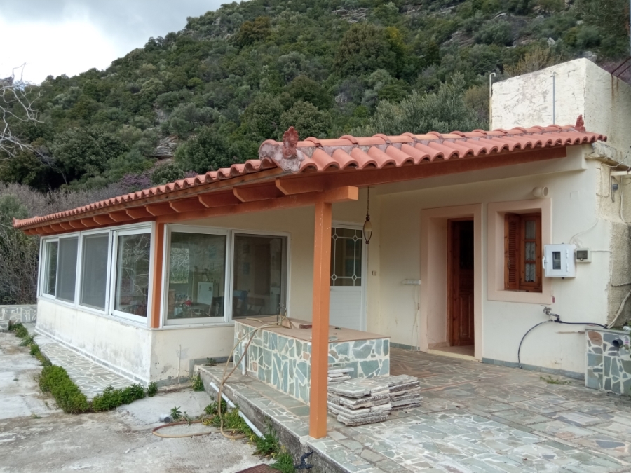 (For Sale) Residential Detached house || Evoia/Karystos - 70 Sq.m, 100.000€ ||| ID :1565276