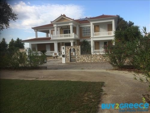 (For Sale) Residential Maisonette || Ileias/Pyrgos - 400 Sq.m, 5 Bedrooms, 1.350.000€ ||| ID :786022-23